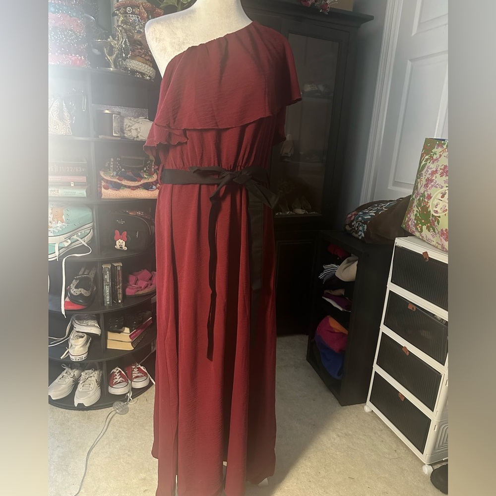 NWT one shoulder maxi dress with belt size large